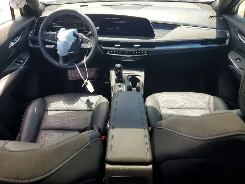 CADILLAC XT4 2024 VIN 1GYFZFR47RF100299