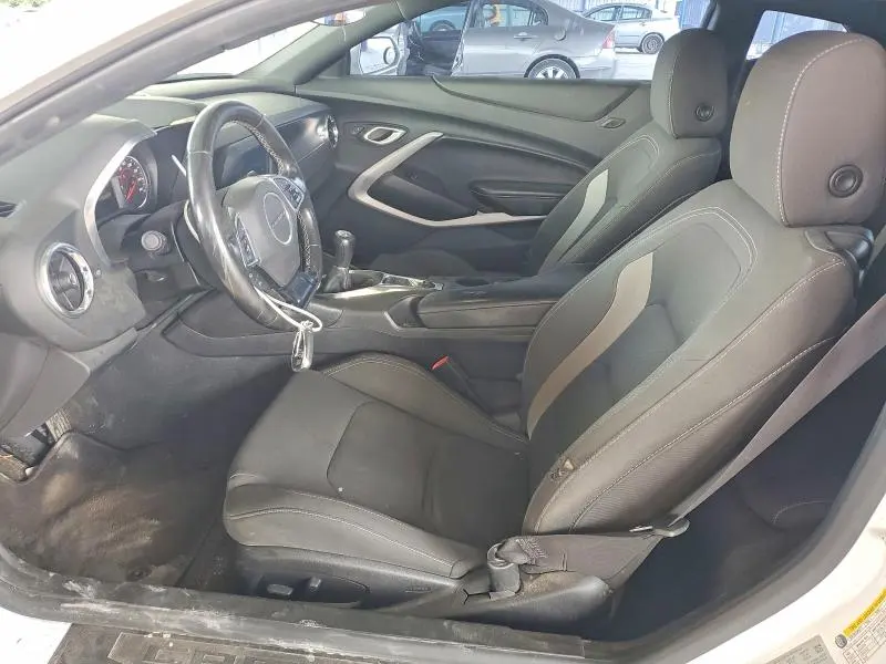 CHEVROLET CAMARO 2018 VIN 1G1FA1RX7J0161274