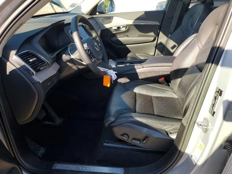 VOLVO XC90 2023 VIN YV4062PA8P1962184