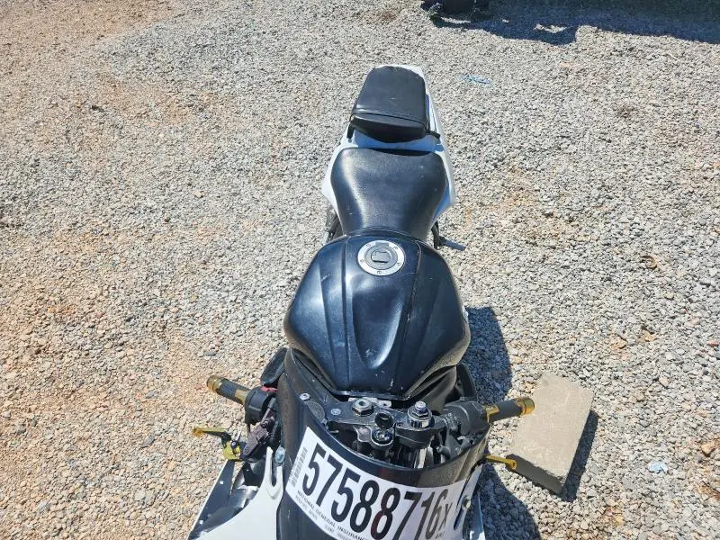 YAMAHA YZF 2005