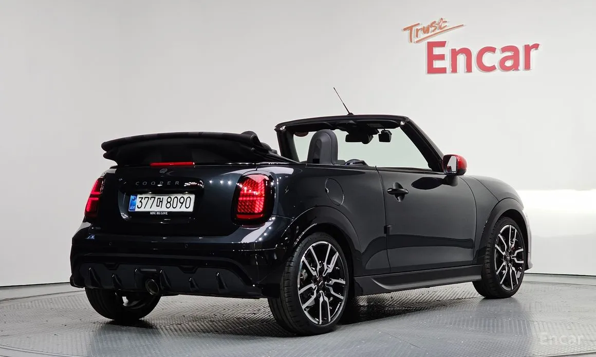 Mini Cooper Convertible 2025 JCW