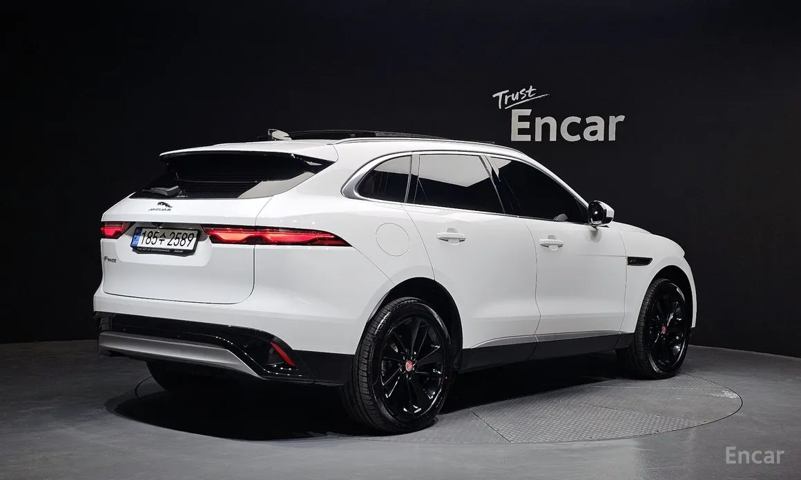 Jaguar F-Pace 2016 D200 SE