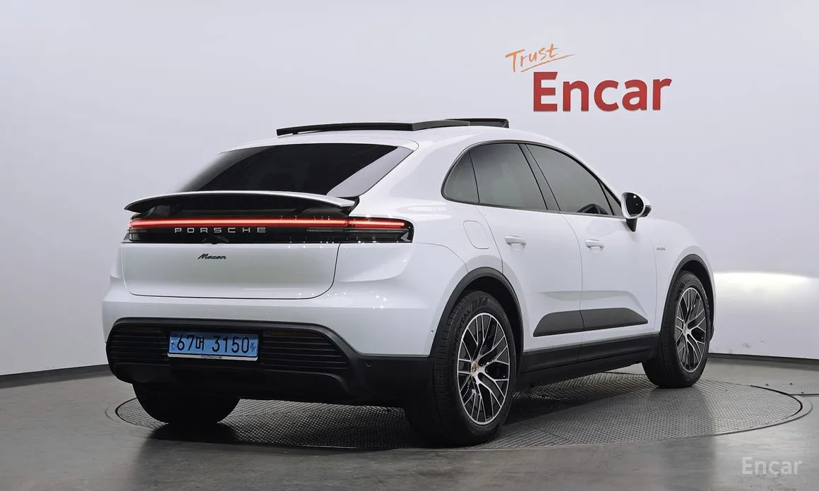 Porsche Macan 2024 Base