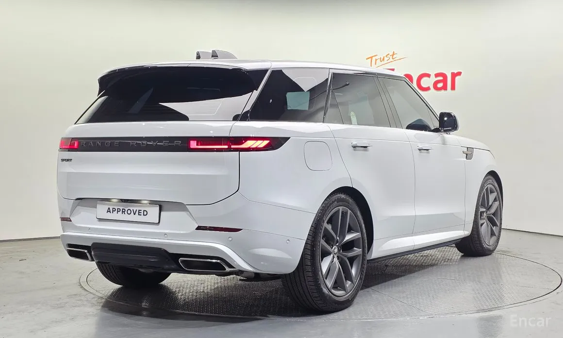 Land Rover Range Rover Sport 2022 P550E Dynamic HSE