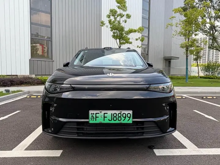 Leapmotor C16 2027 2027款 增程 280激光雷达智尊版 6座