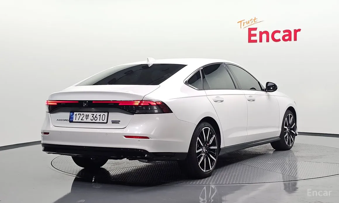 Honda Accord 2023 2.0 Hybrid Touring