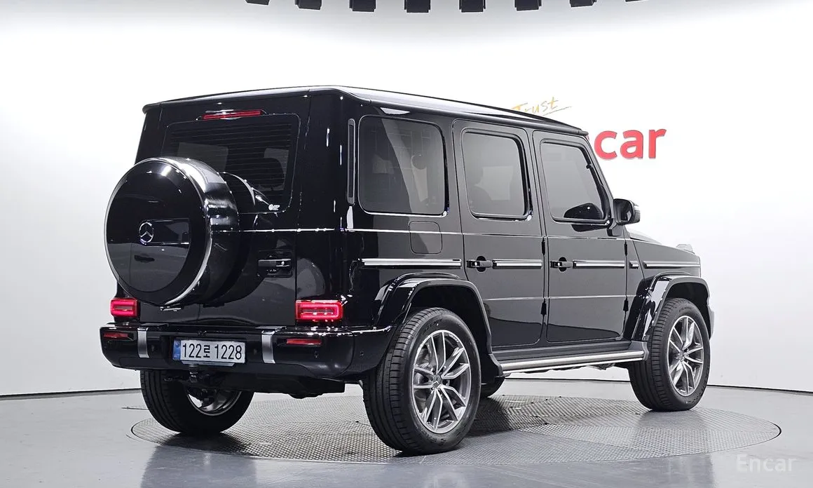 Mercedes-Benz G-Class 2024 G450d