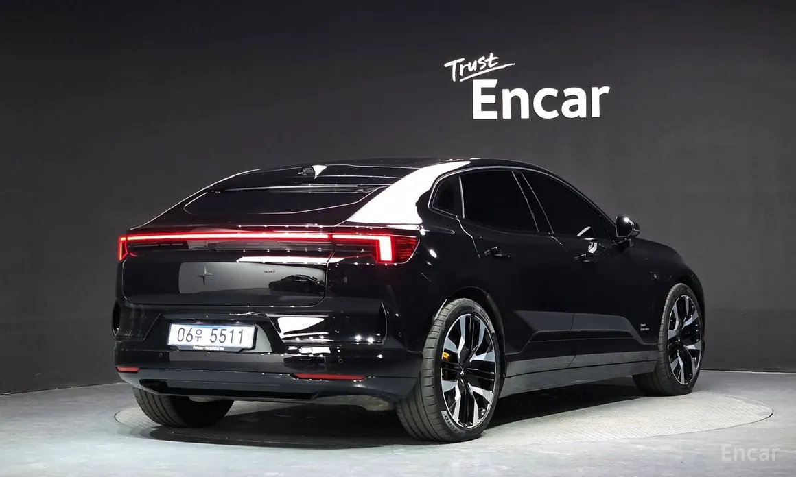 Polestar 4 2024 Long Range Duel Moter