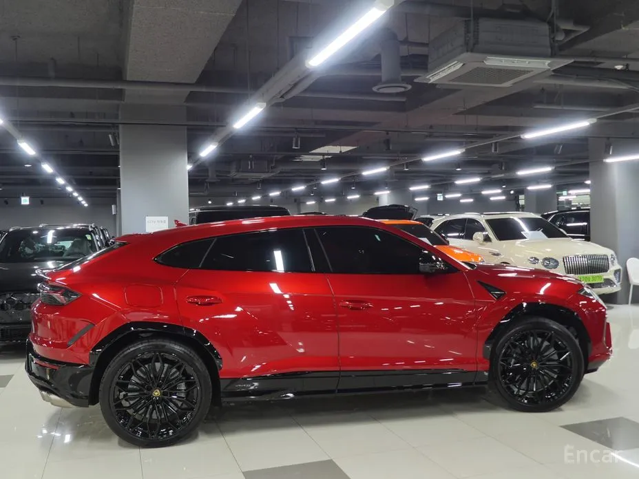 Lamborghini Urus 2018 4.0 V8 SE