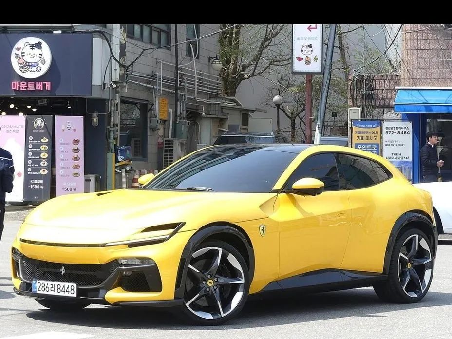 Ferrari Purosangue 2022 6.5 V12