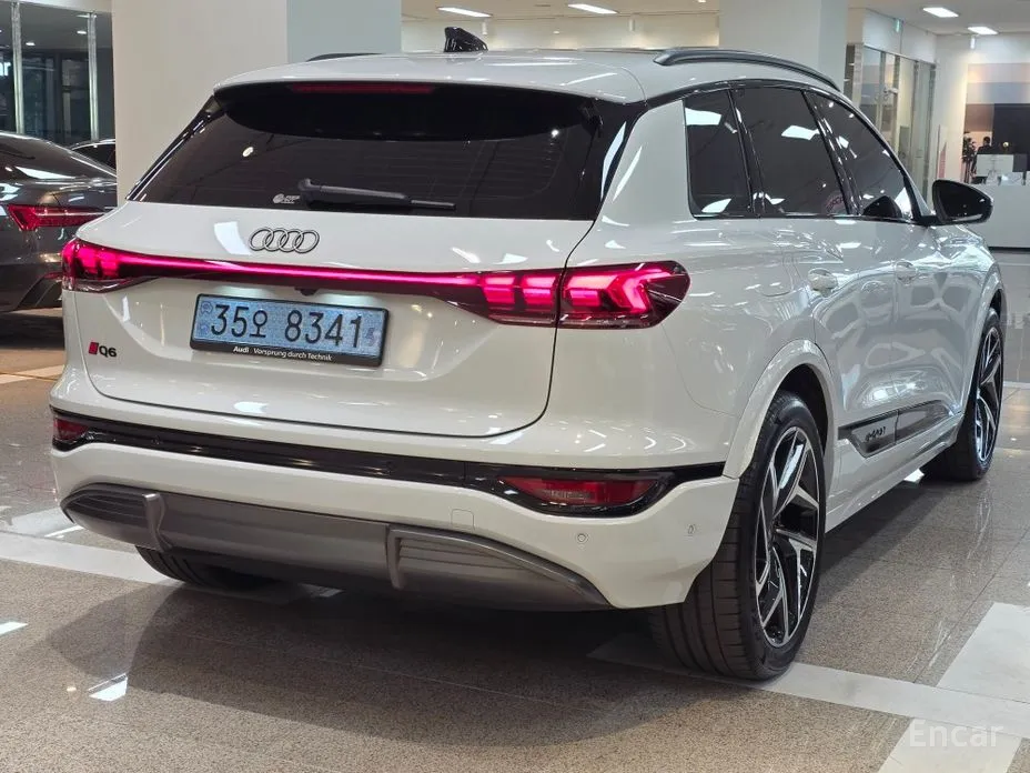Audi Q6 e-tron 2025 Premium Quattro