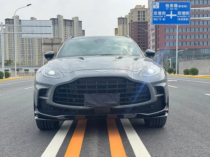 Aston Martin DBX 2025 2025款 4.0T V8 707