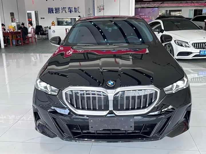 BMW 5 Series 2026 2026款 530Li 领先型 M运动套装