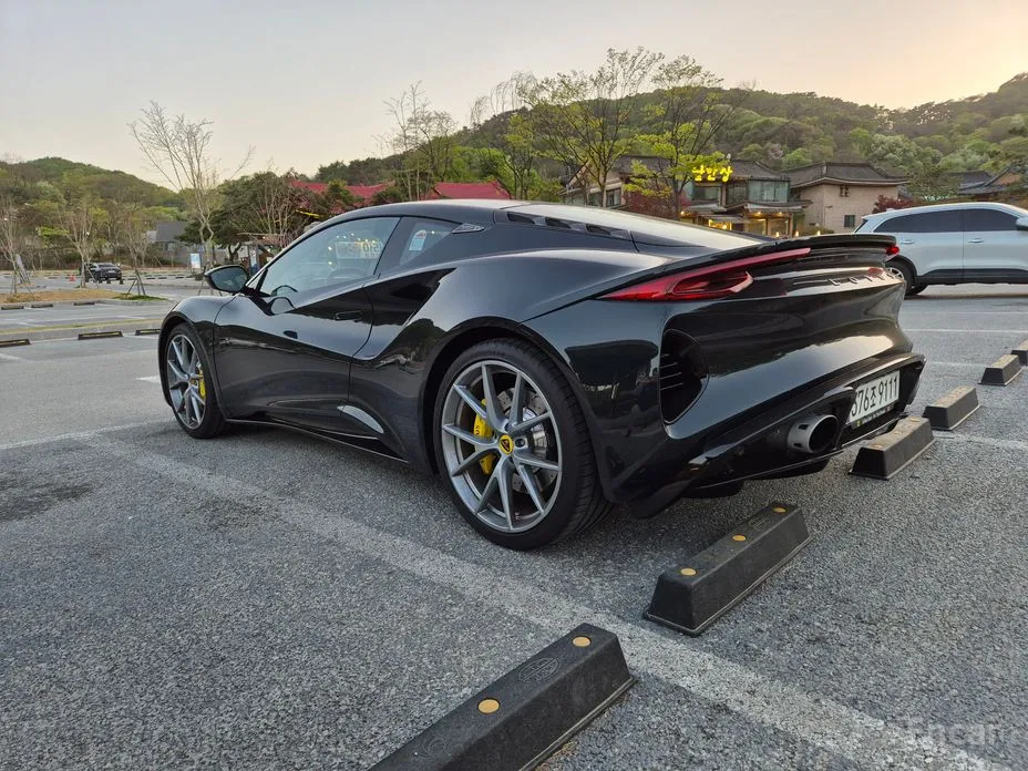 Lotus Emira 2021 3.5