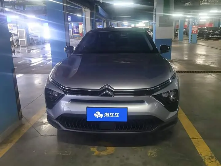 Citroen C5 X 2025 2025款 1.6T 海外版