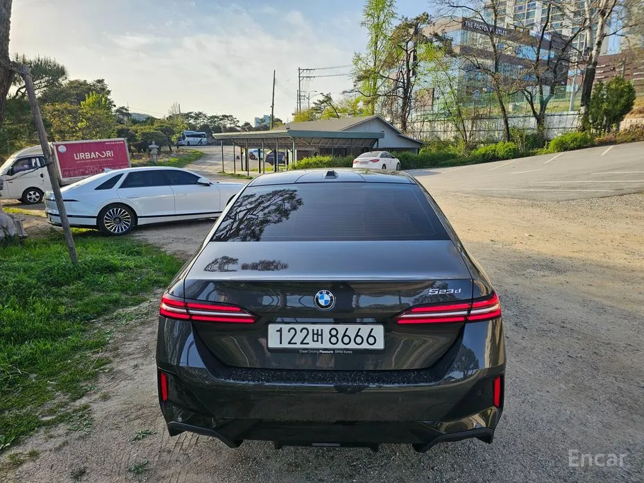 BMW 5 Series 2023 523d M Sport