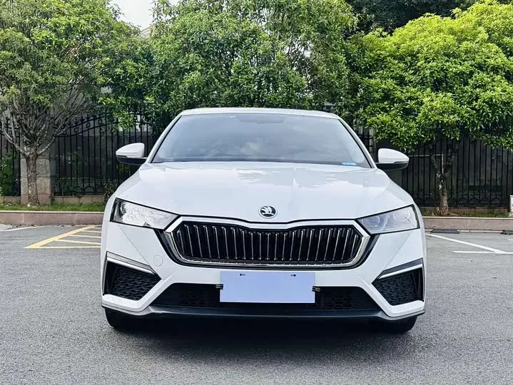 2023 Skoda Octavia Pro