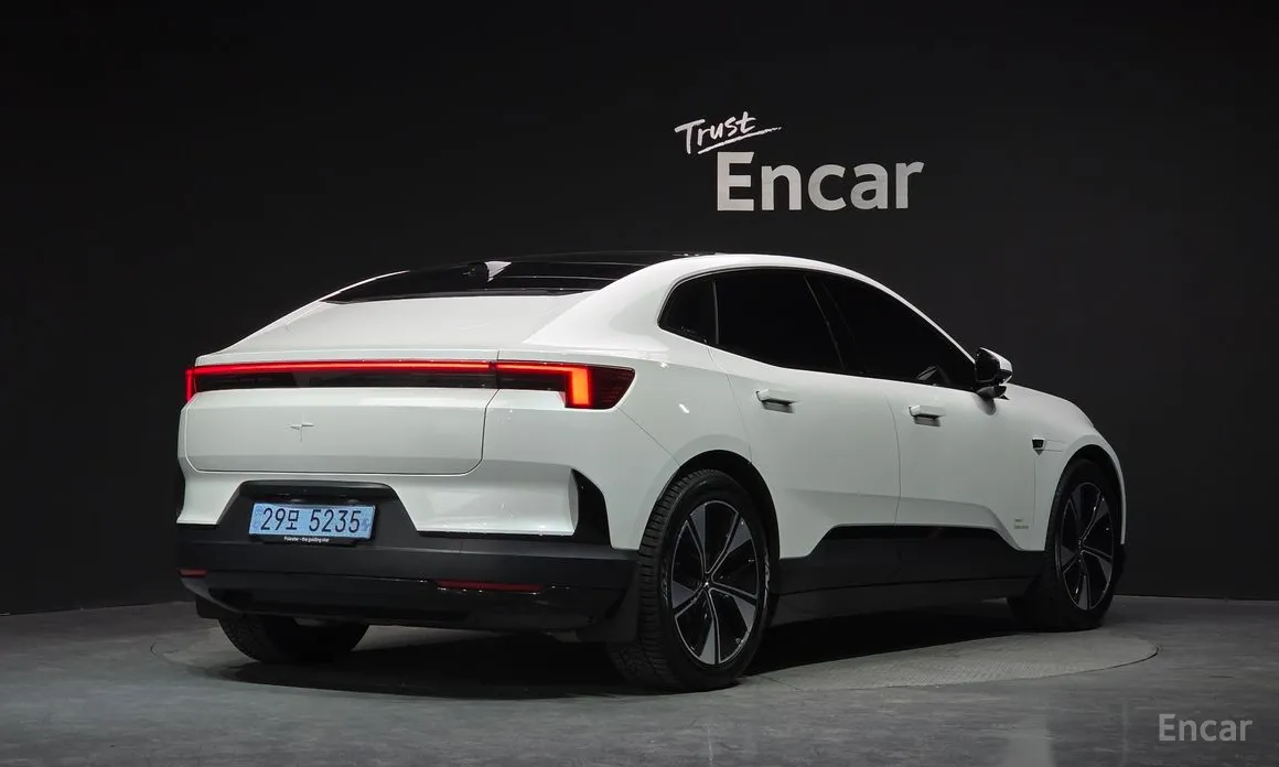 Polestar 4 2024 Long Range Duel Moter