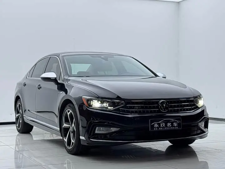 Volkswagen Magotan 2024 2024款 200万辆众享款 330TSI DSG豪华型