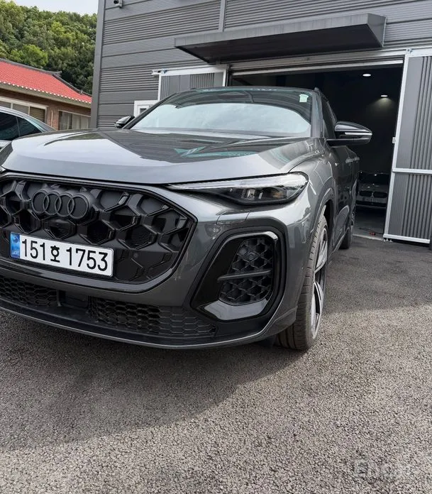 Audi Q5 2025 40 TDI Quattro S Line Black Edition