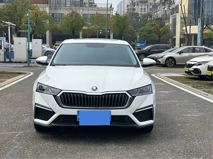 2023 Skoda Octavia Pro
