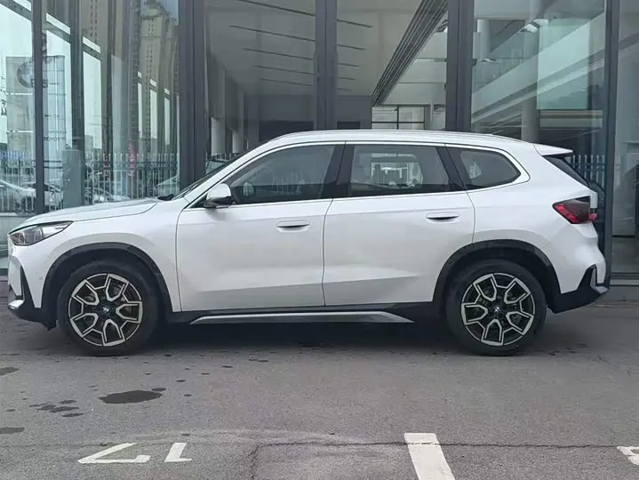 BMW X1 2025 2025款 sDrive25Li X设计套装