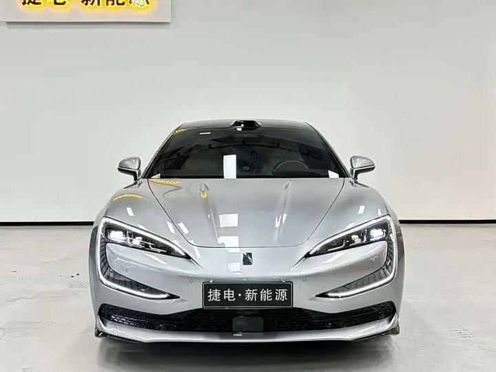 BYD Yangwang U7 2025 2025款 EV 五座豪华版