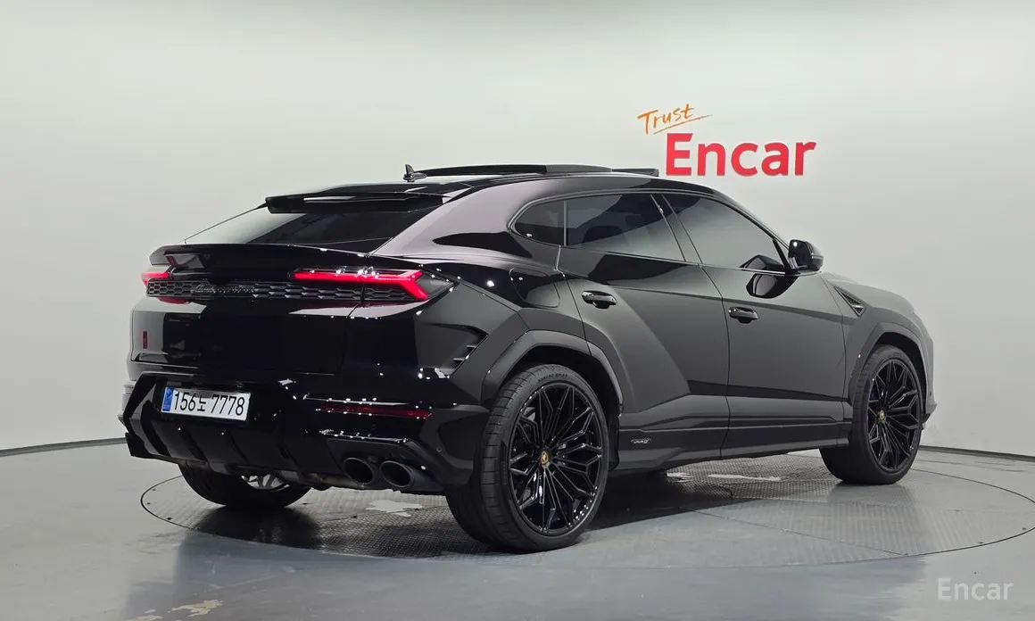 Lamborghini Urus 2018 4.0 V8 SE