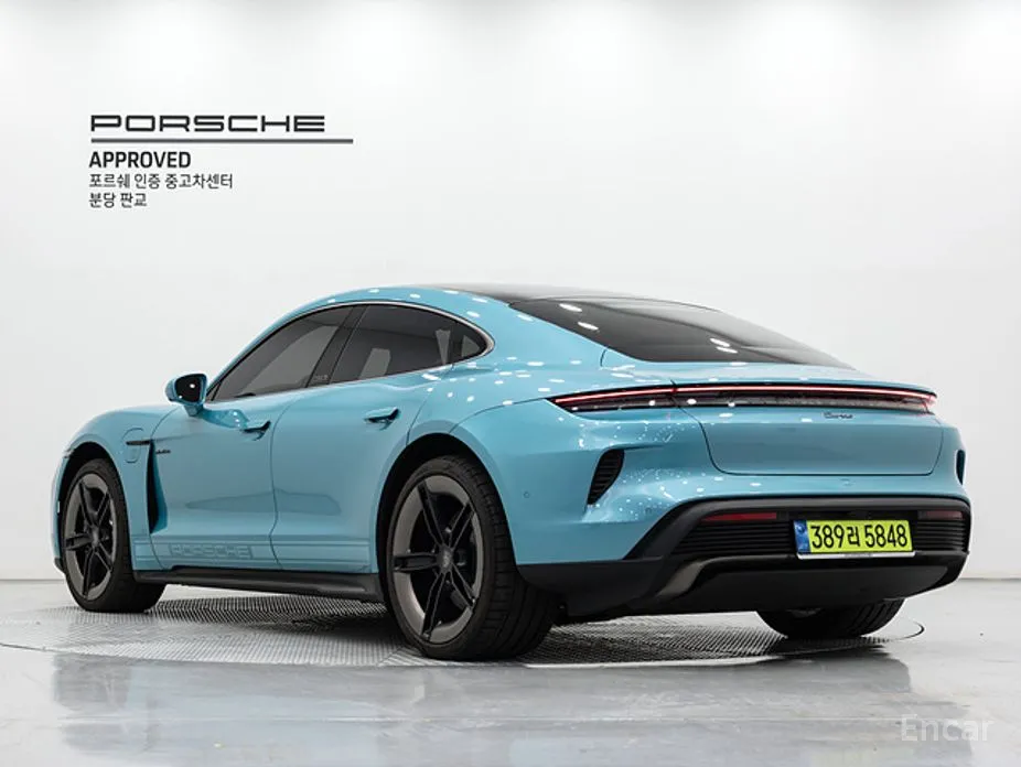 Porsche Taycan 2020 Turbo