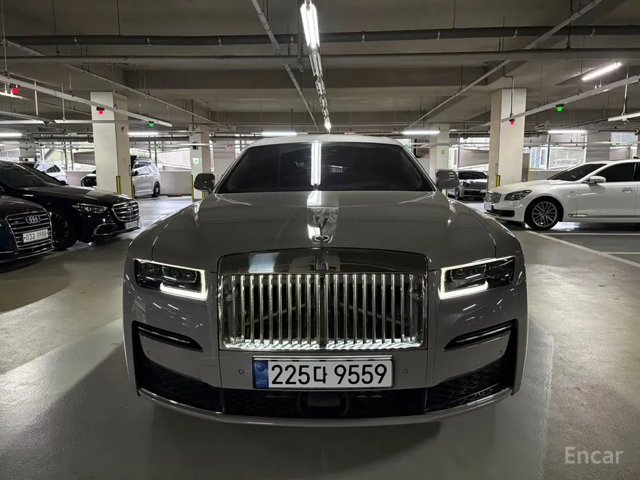 Rolls-Royce Ghost 2020 6.7 V12