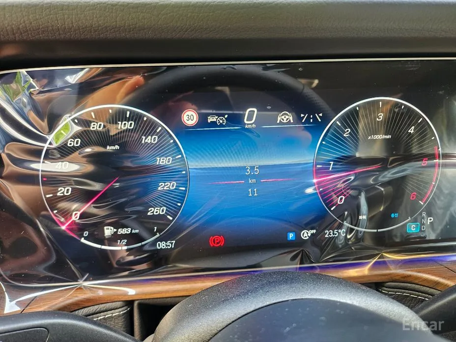 Mercedes-Benz G-Class 2024 G450d