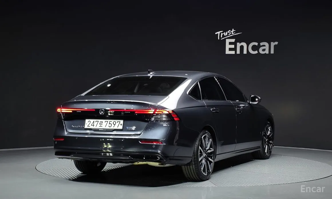 Honda Accord 2023 2.0 Hybrid Touring