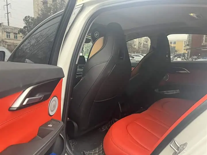BMW 1 Series 2023 2023款 125i M运动曜夜版