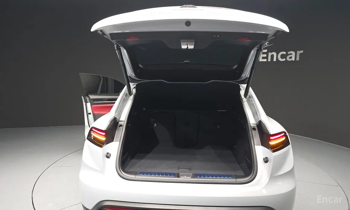 Porsche Macan 2024 Base 4