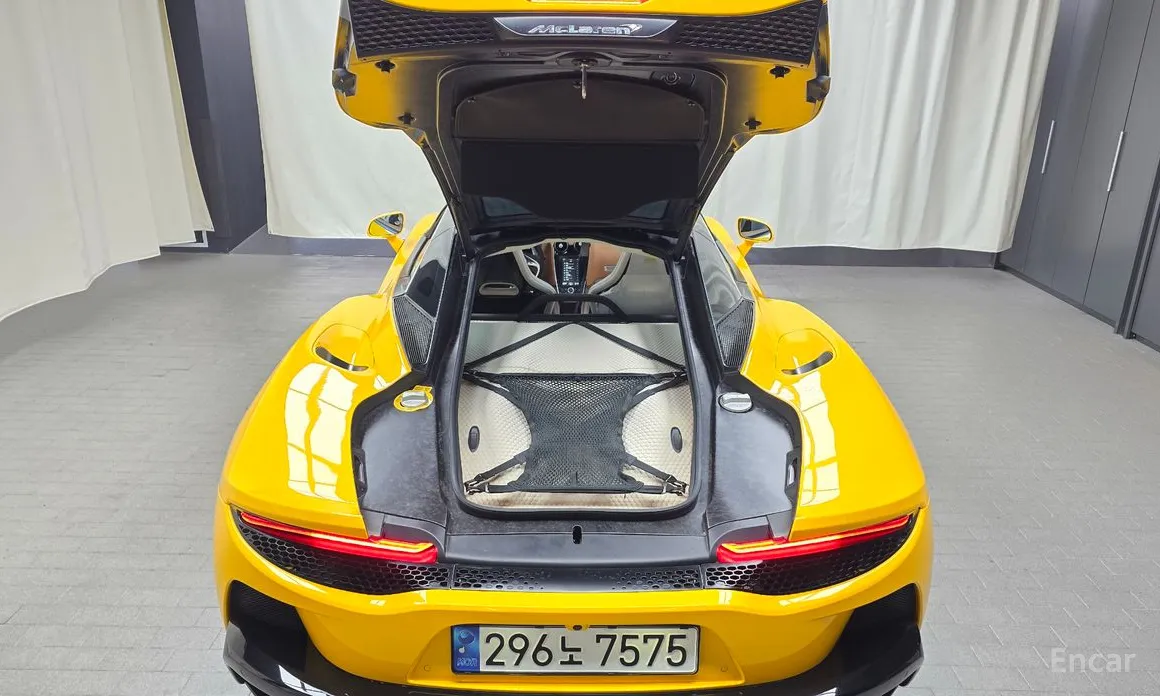 McLaren GT 2019 4.0