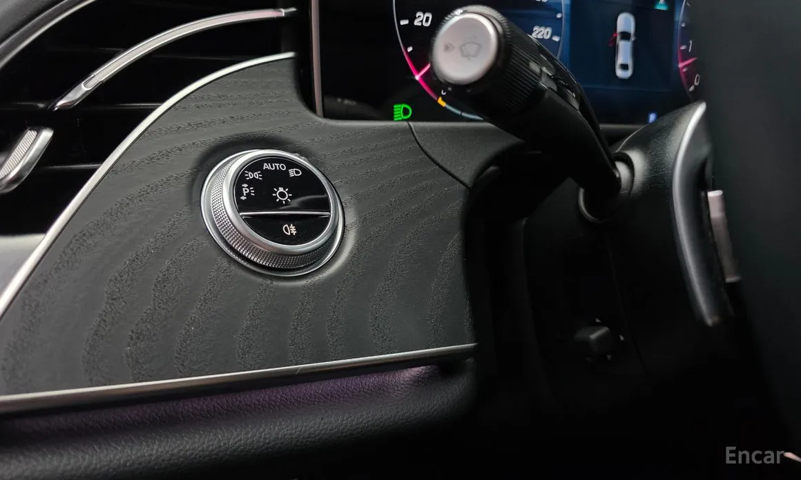 Mercedes-Benz E-Class 2024 E200 Avantgarde