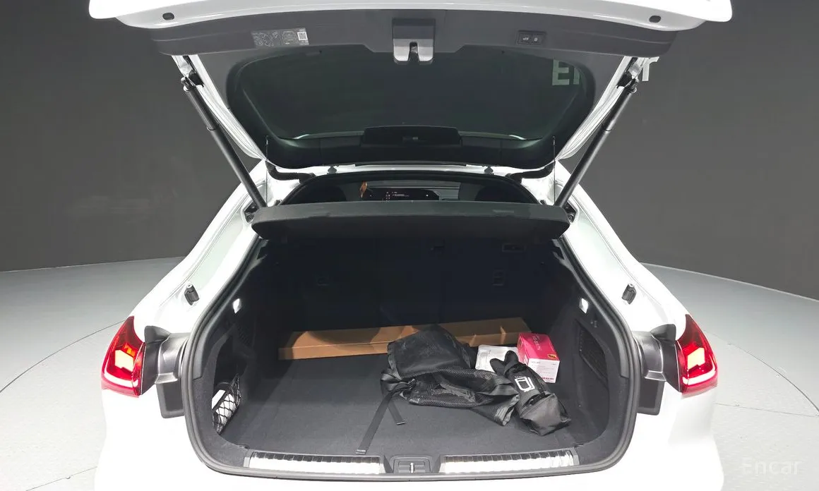 Audi A5 2025 40 TFSI Quattro S Line Black Edition