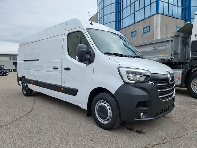 2025 Renault Master L3H2