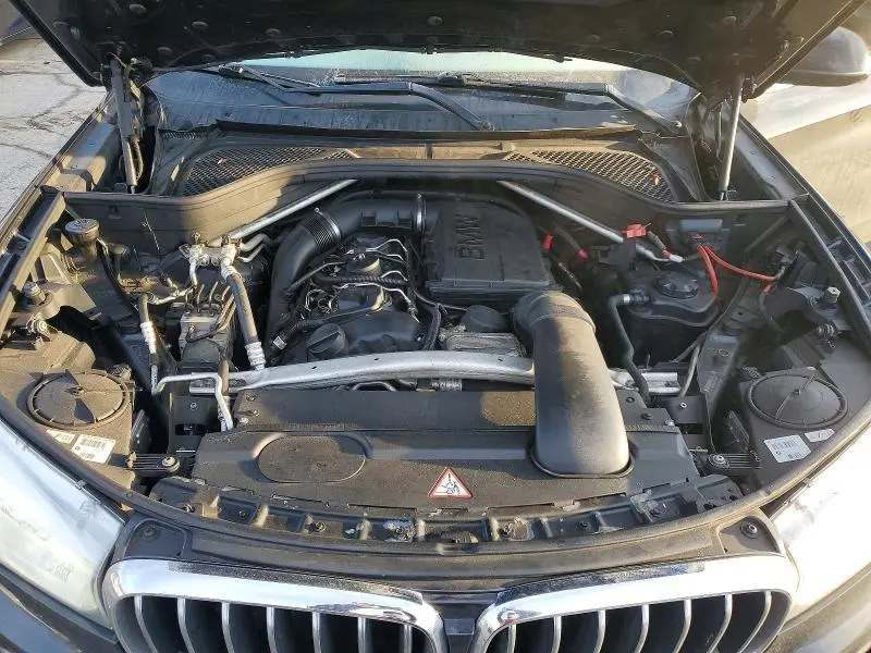 BMW X5 2015 VIN 5UXKR0C5XF0K69698