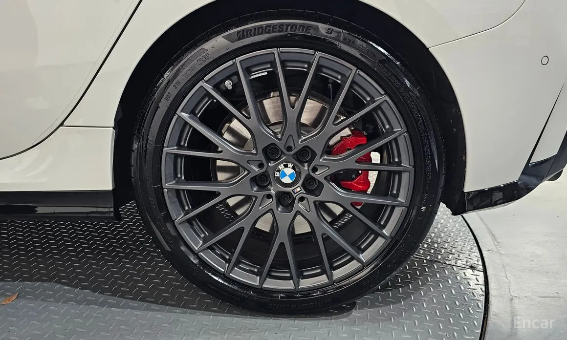 BMW 1 Series 2025 M135 xDrive Pro First Edition