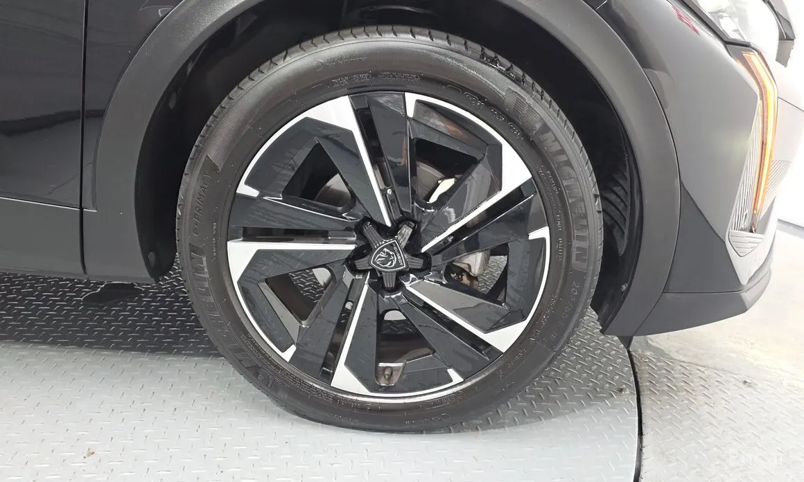Peugeot 408 2023 1.2 Pure Tech Allure
