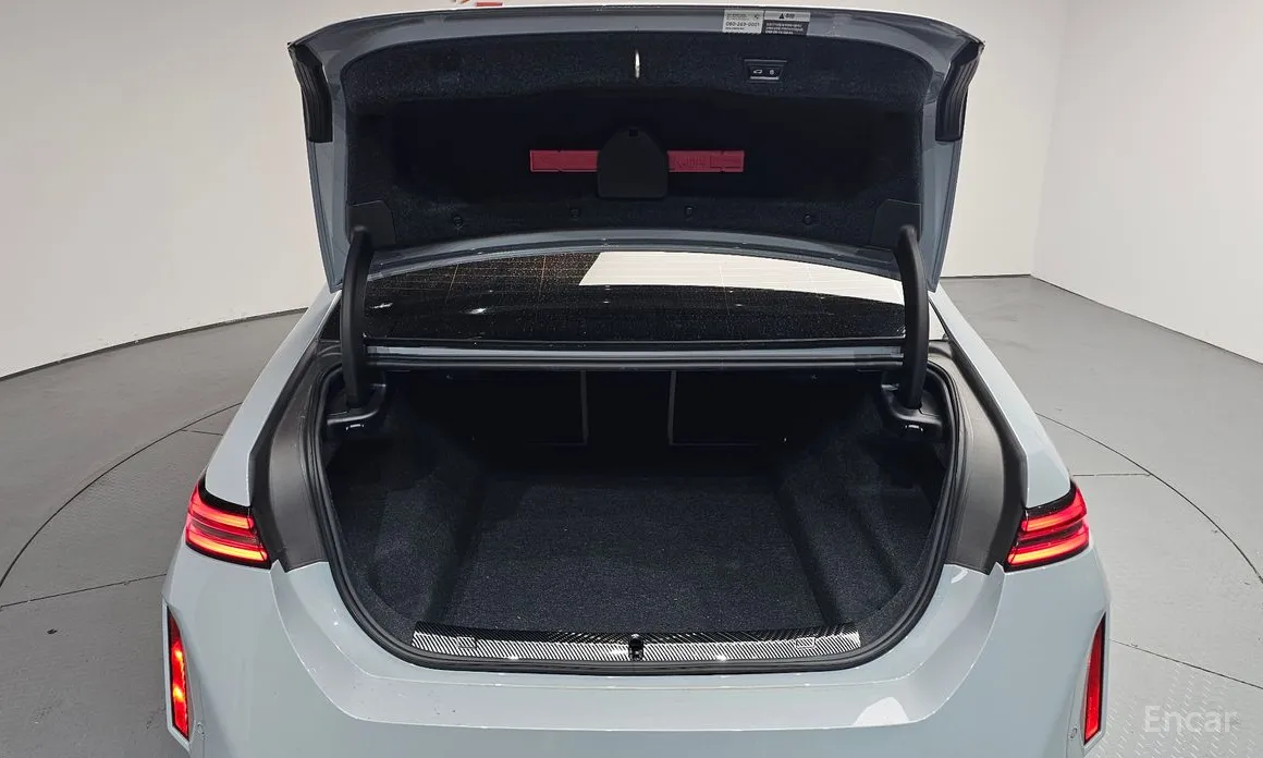 BMW M5 2024 M5 Sedan