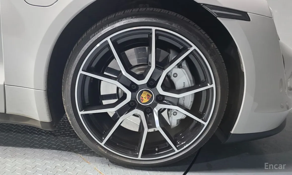 Porsche Taycan 2020 4S