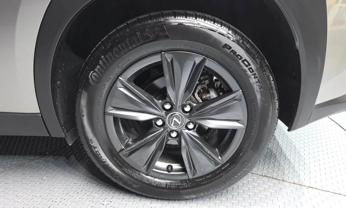 Lexus UX 2024 2.0 2WD