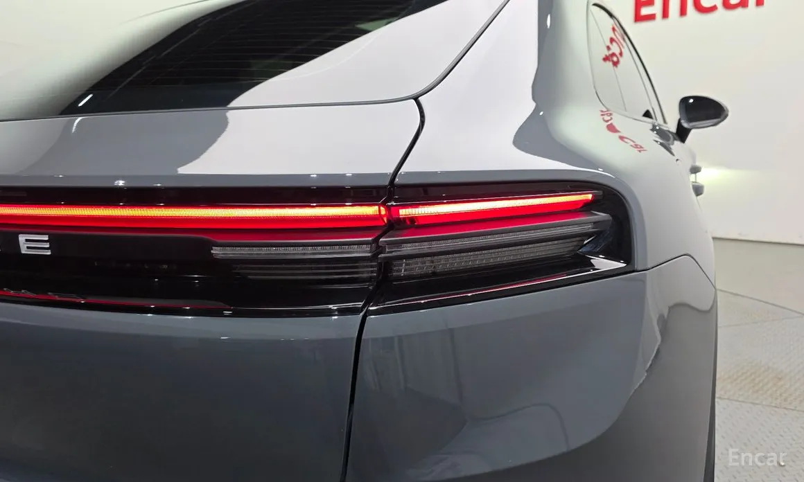 Porsche Macan 2024 Base 4