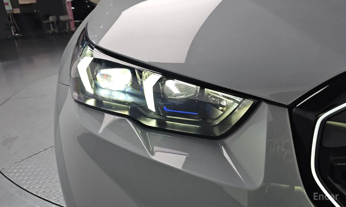 BMW M5 2024 M5 Sedan