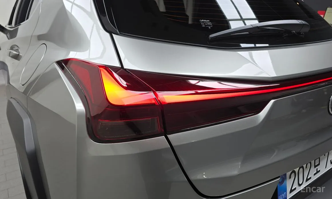 Lexus UX 2024 2.0 2WD