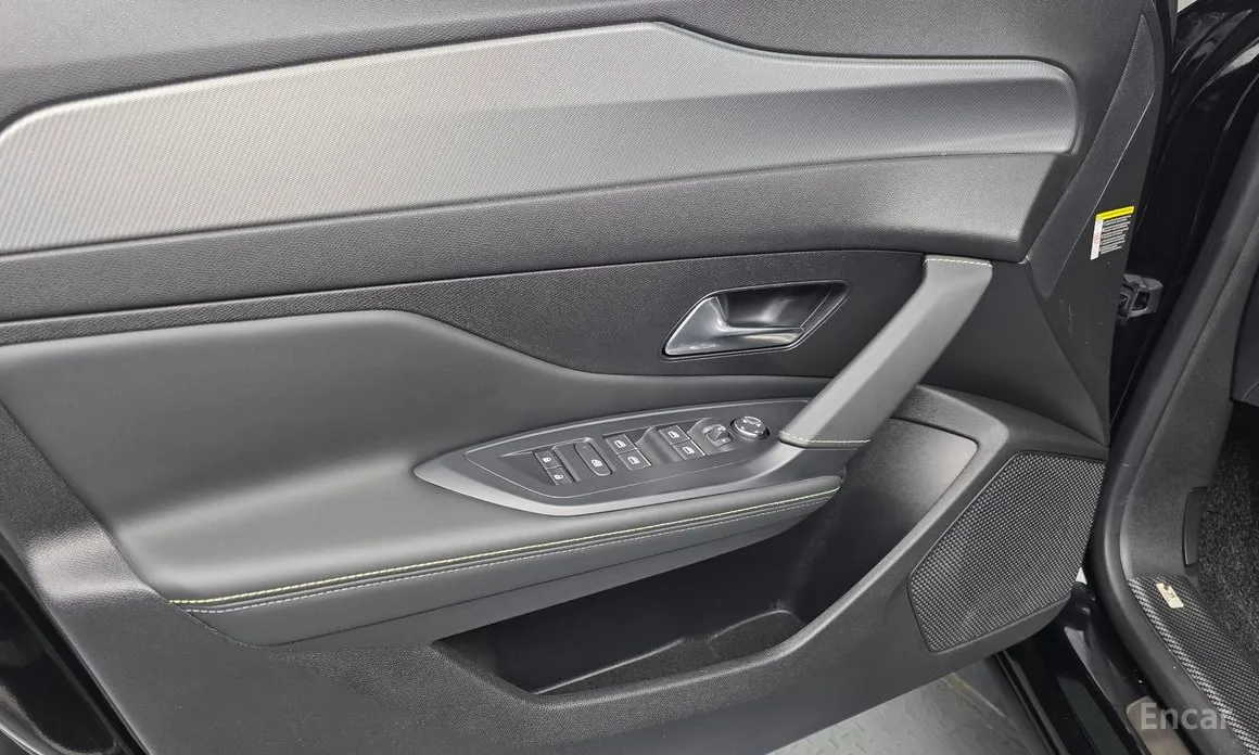 Peugeot 408 2023 1.2 Pure Tech GT