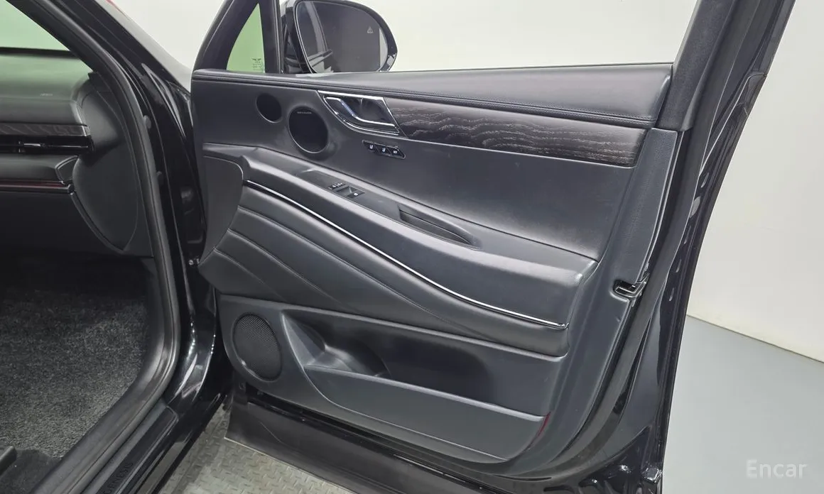 Genesis GV80 2023 2.5T Gasoline AWD