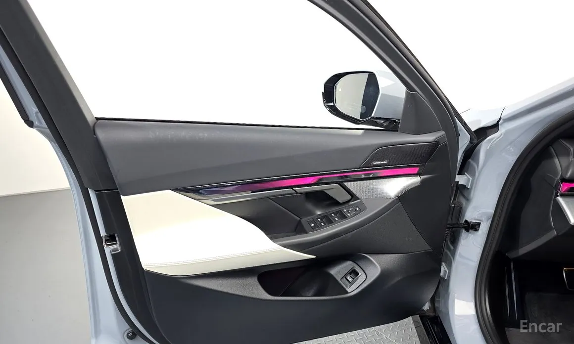 Фото 24 - BMW 5 Series